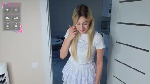 Olivia online show from November 23, 10:59 am