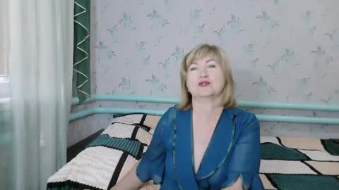 Snapshot of luna_lure11 chatting on September 18, 7:54 am luna_lure11 online show from September 18, 7:54 am