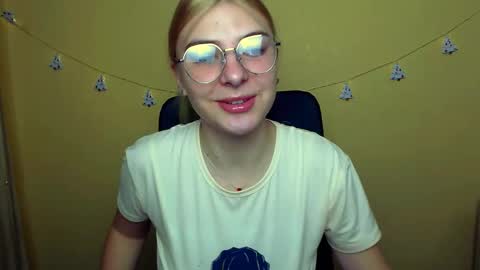 Luna online show from December 15, 9:35 am