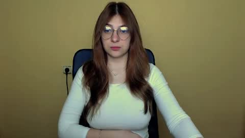 Luna online show from May 2, 8:19 am