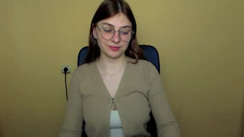 Luna online show from May 5, 9:50 am