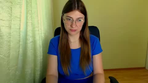 Snapshot of luna_lush_ chatting on July 5, 8:43 am Luna online show from July 5, 8:43 am