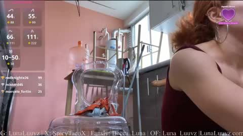 Snapshot of luna_luuvz chatting on June 5, 9:42 pm Luna Luuvz online show from June 5, 9:42 pm