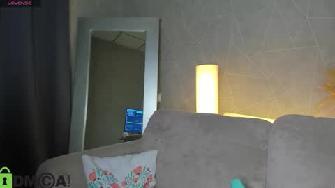 Adele online show from February 11, 7:35 am