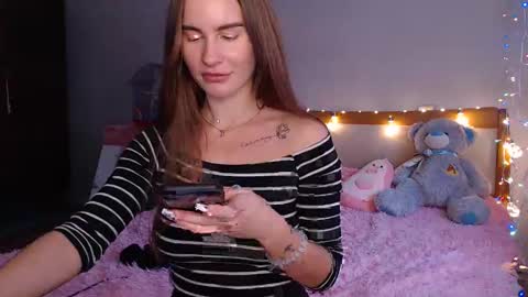 Snapshot of luna_moon77 chatting on December 6, 12:49 pm Luna online show from December 6, 12:49 pm