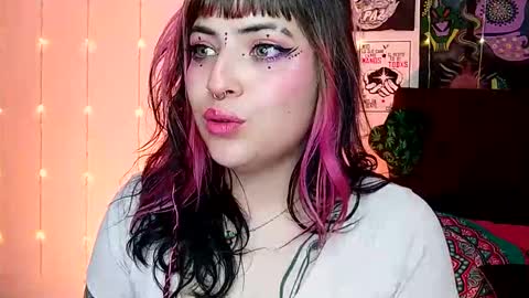 MISS LUNA  online show from December 15, 12:07 am