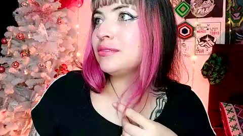 MISS LUNA  online show from December 23, 7:49 am