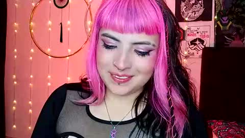 MISS LUNA  online show from January 25, 5:51 pm