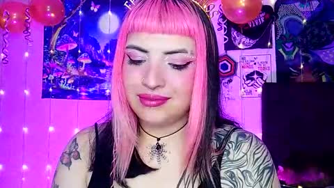 MISS LUNA  online show from March 12, 4:35 pm