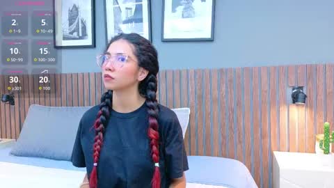 Snapshot of luna_roja25 chatting on September 15, 1:33 pm LUNA online show from September 15, 1:33 pm