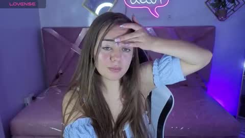 Snapshot of luna_star_v chatting on November 22, 3:16 am Live 1000pm 600am COLOMBIAN HOUR online show from November 22, 3:16 am