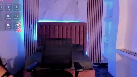 Luna  online show from September 18, 12:07 pm