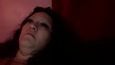 Snapshot of luna_tristeza chatting on December 18, 6:19 am luna_tristeza online show from December 18, 6:19 am