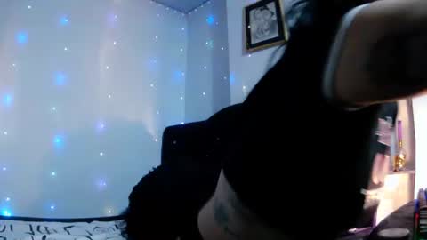 Snapshot of luna_velvet7 chatting on June 12, 2:54 am luna_velvet7 online show from June 12, 2:54 am