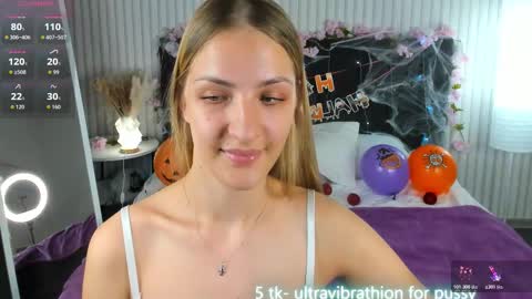 Snapshot of luna_vibee chatting on October 22, 11:32 am Luna online show from October 22, 11:32 am