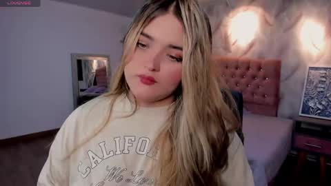 Snapshot of luna_volk chatting on April 25, 3:09 am Luna online show from April 25, 3:09 am