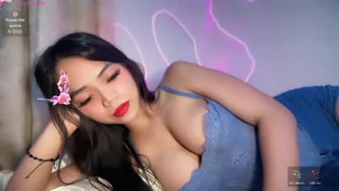 Snapshot of luna_whitedoll chatting on July 25, 9:18 am luna_whitedoll online show from July 25, 9:18 am
