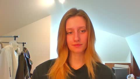 L U N A  online show from February 26, 10:58 am