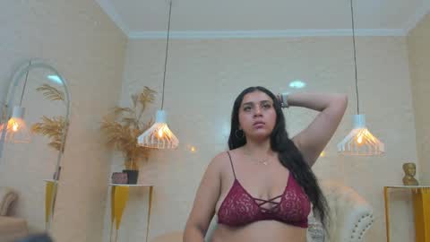 Luna Abril  online show from March 19, 4:16 am