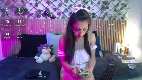Snapshot of lunaaa_07 chatting on May 13, 6:00 am lunaaa_07 online show from May 13, 6:00 am