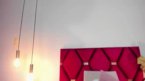 Luna Aspen online show from November 11, 5:57 pm