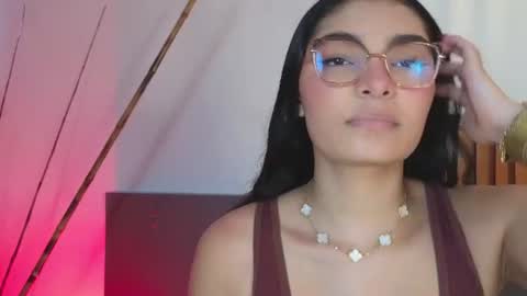 Luna Aspen online show from June 18, 6:12 pm