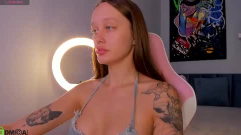 lunaawilde online show from June 30, 1:06 am