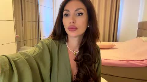 LunaBex online show from July 26, 5:15 am