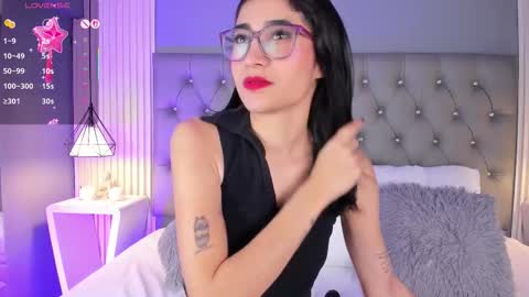 Luna  online show from February 23, 5:10 pm