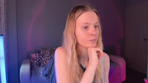 Britney online show from October 1, 2:34 pm