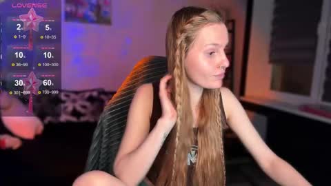 Britney online show from December 4, 7:22 pm