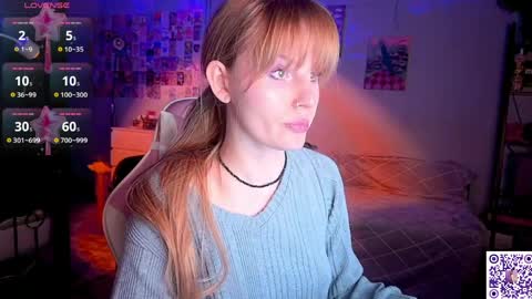 Snapshot of lunacyy chatting on April 2, 8:06 pm Britney online show from April 2, 8:06 pm