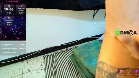 Snapshot of lunadaniel chatting on February 9, 6:33 am Luna Daniel online show from February 9, 6:33 am