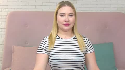 LunaHouston online show from January 14, 4:18 pm