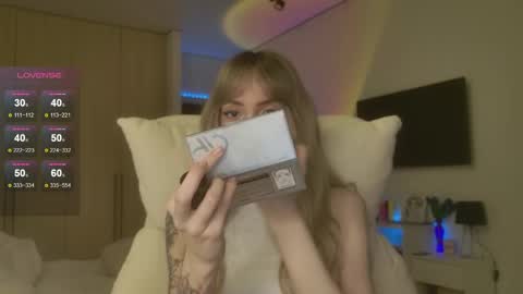 Luna online show from May 8, 1:33 am