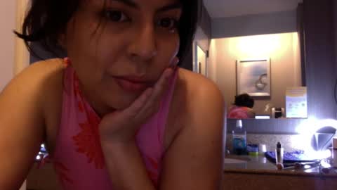 karazorel online show from March 1, 2:48 am