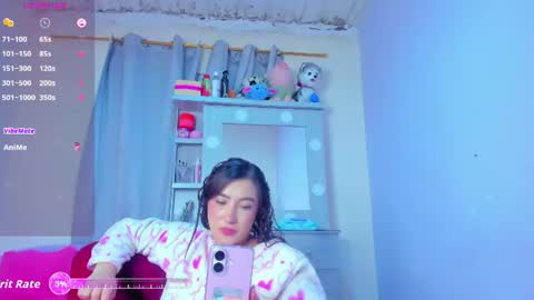 Luna  online show from June 19, 2:27 am