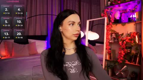 Luna  next streams Mon Fri Sat Sun 8pm-5am gmt0 online show from October 6, 8:50 pm