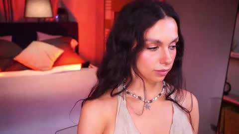 Luna  next streams Mon Fri Sat Sun 8pm-5am gmt0 online show from June 21, 8:33 pm