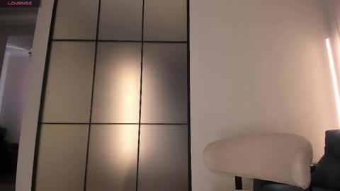 Snapshot of lunaonekiss chatting on November 3, 8:04 am Aisha online show from November 3, 8:04 am