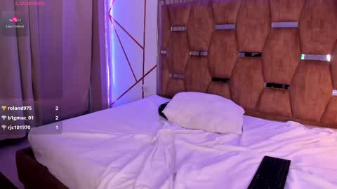 Luna online show from February 24, 11:52 pm