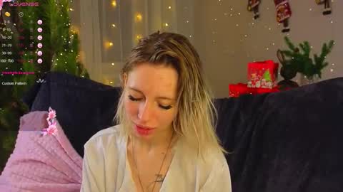 Kelly online show from December 21, 2:35 pm