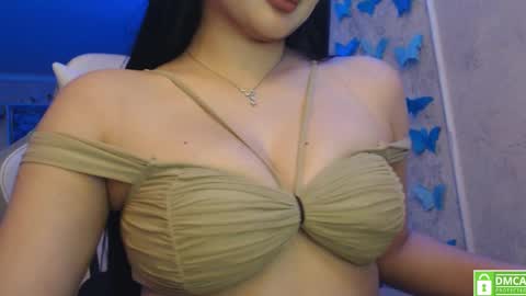Snapshot of lunarose77 chatting on March 1, 11:37 pm Luna online show from March 1, 11:37 pm