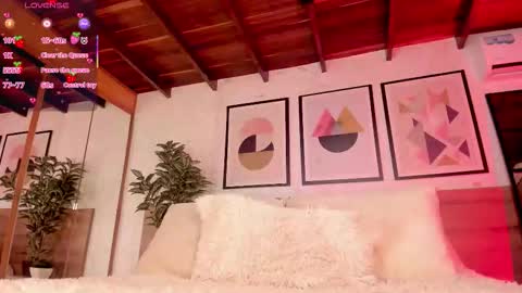 Luna Ruso  online show from February 12, 8:04 pm