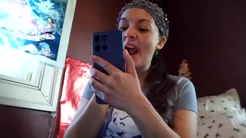 lunasecretadmirer online show from February 13, 10:39 pm