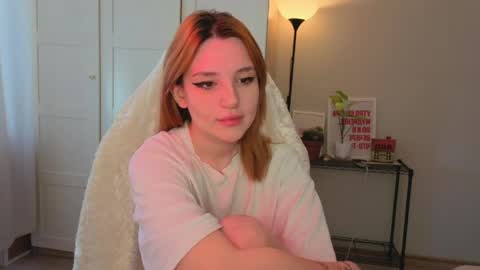 Kate online show from May 2, 9:58 am