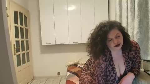 Snapshot of lunavelvetxxx chatting on March 14, 10:26 pm Lunavelvetxxxx online show from March 14, 10:26 pm