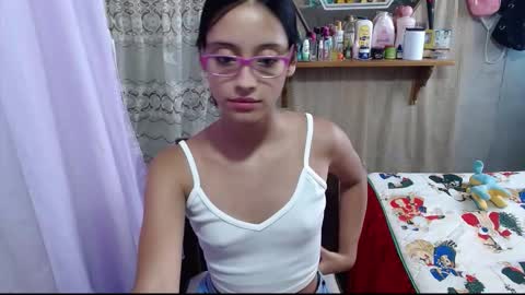 Snapshot of lunawillis chatting on December 5, 8:16 pm Luna online show from December 5, 8:16 pm