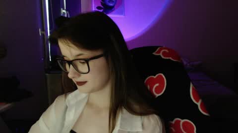 LunaXcherry online show from May 26, 6:37 pm