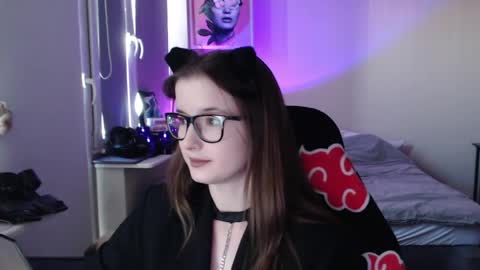 LunaXcherry online show from May 27, 5:43 pm